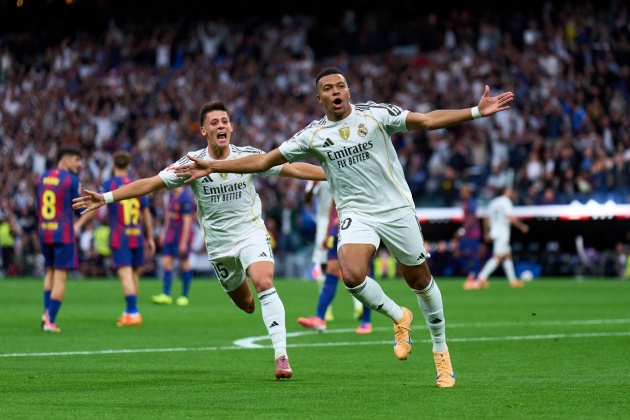 12 bàn vào lưới Barcelona – Mbappe tái hiện hình bóng Cristiano Ronaldo_6927f9d841d78.jpeg