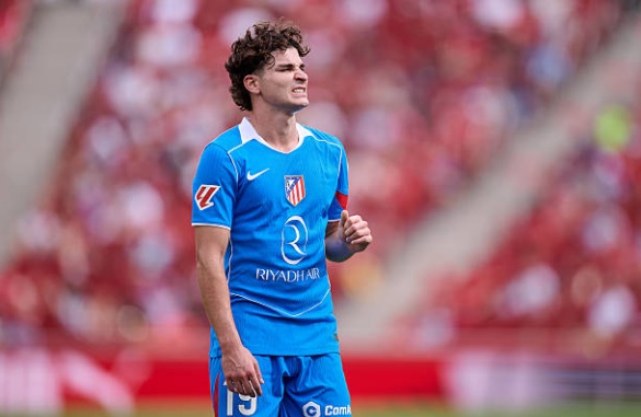 Alvarez hỏng pen, Atletico mất điểm trong thế thiếu người_692801d488c70.jpeg