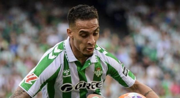 Antony nhạt nhòa, Betis chia điểm với Valencia nơi đất khách_6927f7b539ee4.jpeg