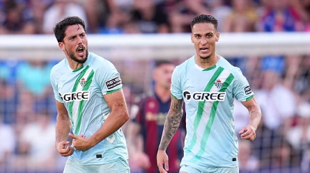 Antony tả xung hữu đột, Betis ngược dòng giành 1 điểm_692802a3ba76f.jpeg