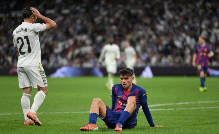 Barcelona khủng hoảng chấn thương, Hansi Flick đổi chiến lược_6927f94db3ade.jpeg