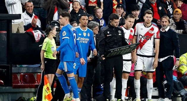 Gót chân Achilles của Real Madrid dần lộ diện_6927f65147ced.jpeg