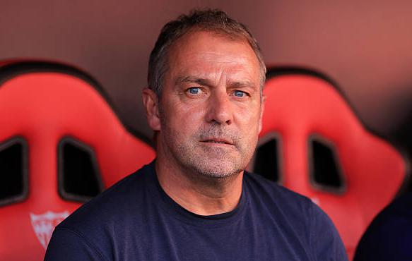 Hansi Flick đối mặt với mớ bòng bong tại Barcelona_6927fd09e1390.jpeg