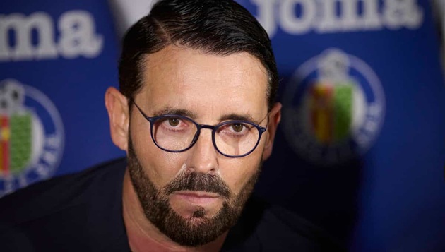 HLV Getafe tố Vinicius diễn kịch, phát ngôn khiêu khích_6927fbd605928.jpeg