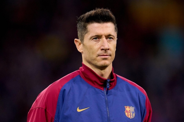 Lewandowski bác tin giải nghệ, tập trung cho Barcelona_6927f659f2459.jpeg