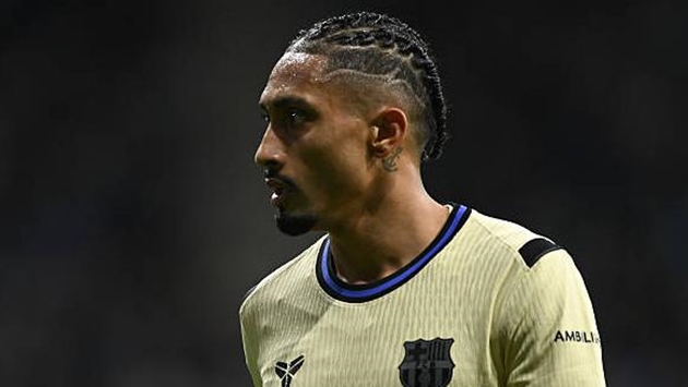 Raphinha lỡ El Clasico, lỗi do Barcelona?_6927fae038d13.jpeg