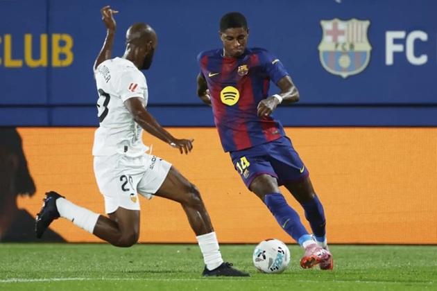 Rashford biến áp lực thành sức mạnh ở Barcelona_6927ff809e78e.jpeg