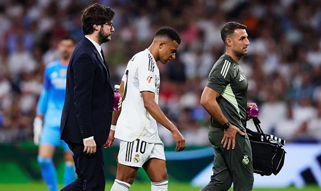 Real “đứng ngồi không yên” vì chấn thương của Mbappe_6927fe943cb16.jpeg