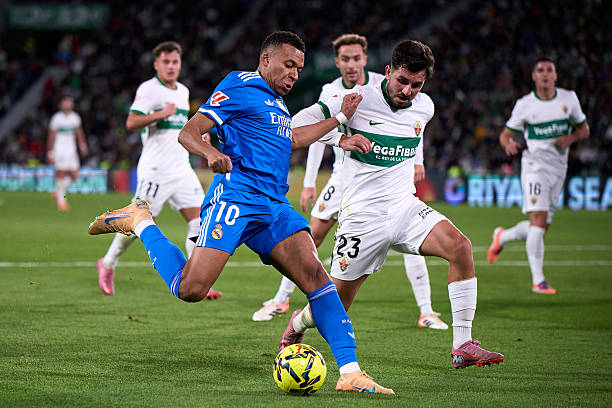 Real Madrid hòa thất vọng Elche và những dấu hiệu đáng lo_6927f4dd3170e.jpeg