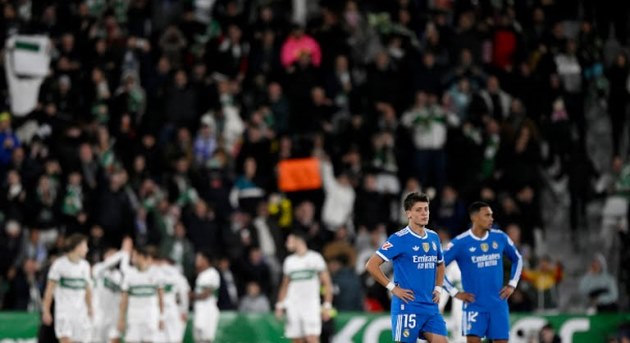 Real Madrid lao đao, cuộc đua La Liga mở rộng cho bốn đội_6927f4cb11a2f.jpeg