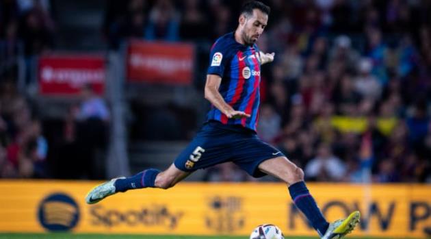 Sergio Busquets giải nghệ: “Nhạc trưởng thầm lặng” và di sản bất biến_692800317939f.jpeg