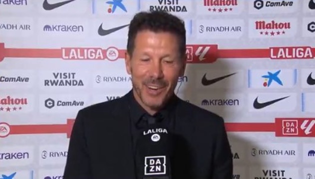 Simeone nói 1 từ khi được hỏi lý do cho Sorloth đá chính_6927ffafa1dec.jpeg