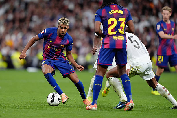 Sorg thừa nhận Barcelona mắc nhiều sai lầm trong trận thua Real Madrid_6927fa8a8c6ca.jpeg