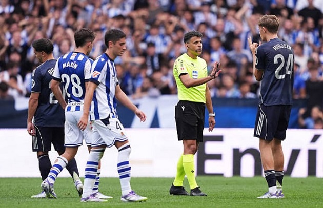 “Thẻ đỏ cho Huijsen là quyết định chính xác của trọng tài”_692802f4045e1.jpeg