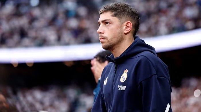 Tình hình tại Real kéo Fede Valverde lại gần vị trí hậu vệ phải_6927fd5b6f954.jpeg