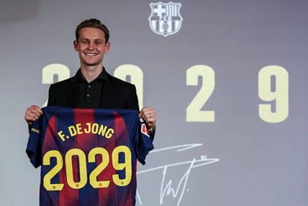 Trải qua sóng gió, Barca và De Jong vẫn chọn ở lại cùng nhau_6927fc9bc268f.jpeg
