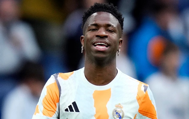 Vinicius chỉ xếp hạng 16, Betis tranh thủ chế giễu_6928013535a50.jpeg