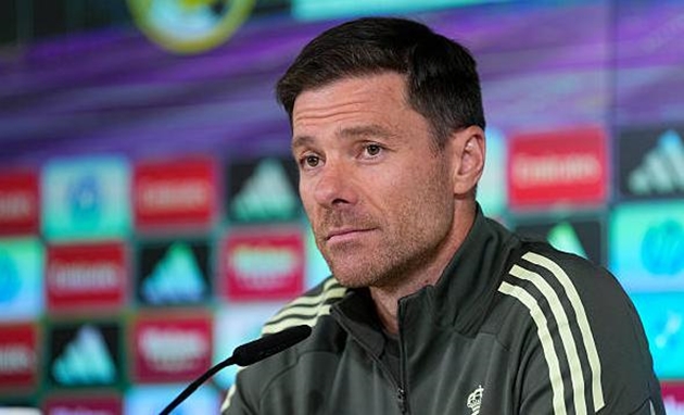 Xabi Alonso: Mbappe, Vinicius và Rodrygo có thể chơi cùng nhau_6928031474aea.jpeg