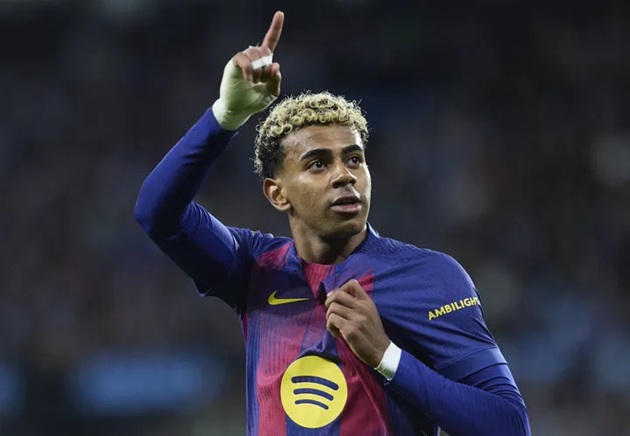 Soi trận Villarreal vs Barcelona: Bài kiểm tra cuối năm cho hàng thủ và hàng công_6952307f300b1.jpeg