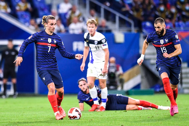 2 bộ mặt của Griezmann_695c599eb9037.jpeg