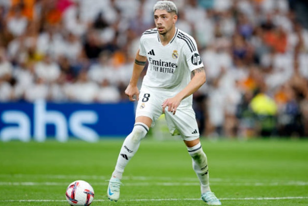 5 điểm nhấn Real Madrid 3-0 Real Valladolid: Nỗi nhớ Toni Kroos; Endrick lu mờ Mbappe_695bc08a156f1.jpeg