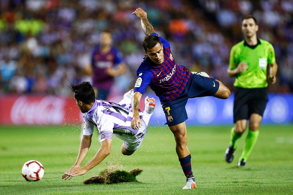 5 điểm nhấn Real Valladolid 0-1 Barca: Messi ‘tàng hình’ trên mặt sân ‘ruộng’_695cfd5021f83.jpeg