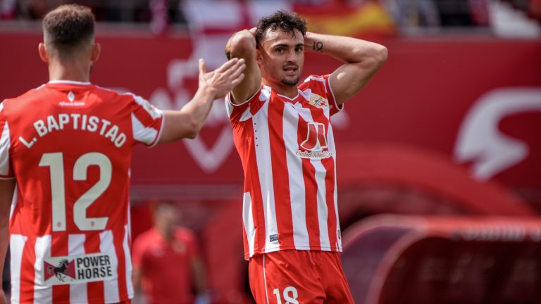 Almeria chứng minh tiền bạc không đi đôi với thành công_695bd887f1ce2.jpeg