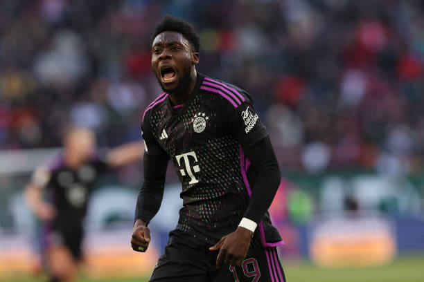 Alphonso Davies sẽ tống tiễn ai khỏi Real Madrid?_695ba73b54ccb.jpeg