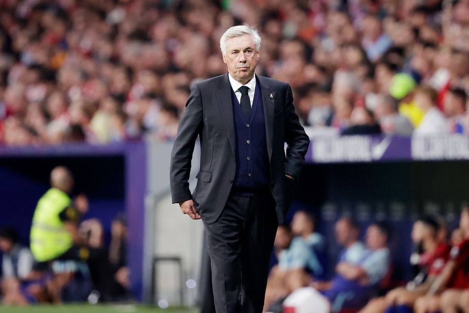 Ancelotti phản ứng khi Simeone đi thẳng vào đường hầm_695c368c05274.jpeg