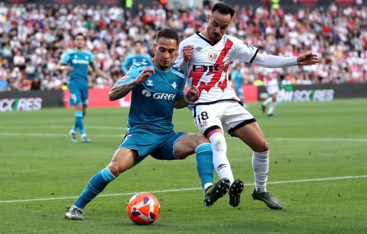 Antony cùng đồng đội bất bại 8 trận_695b7b9a50893.jpeg