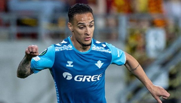 Antony khiến fan MU sửng sốt_695b82d099e02.jpeg