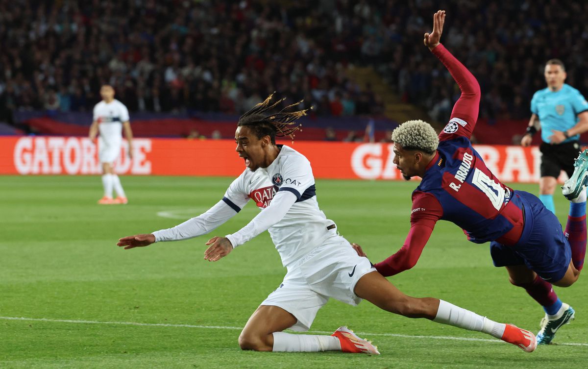 Araujo đáp trả Gundogan_695bdc8c7d82f.jpeg