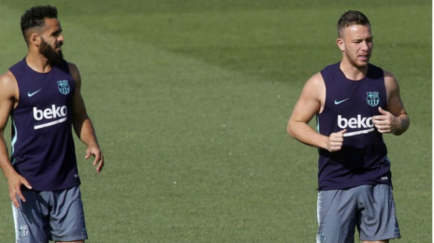 Arthur: “Neymar nói những điều tuyệt vời về Barcelona”_695d0696155e5.jpeg