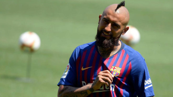 Arturo Vidal chốt xong số áo ở Barcelona_695d0098ac6b2.jpeg