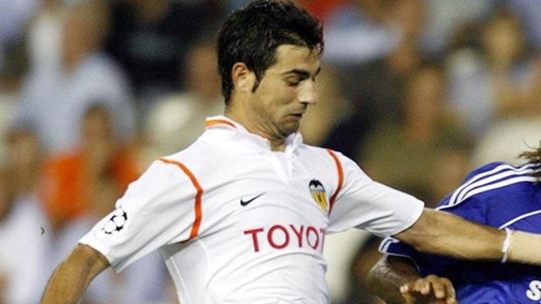 Bạn còn nhớ Raul Albiol, nhà vô địch World Cup và EURO cùng đội tuyển Tây Ban Nha?_695cbe56ee111.jpeg