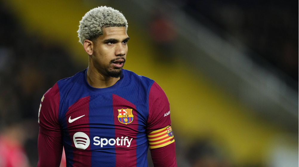 Barca cân nhắc bán trụ cột_695bd9a0d48d3.jpeg