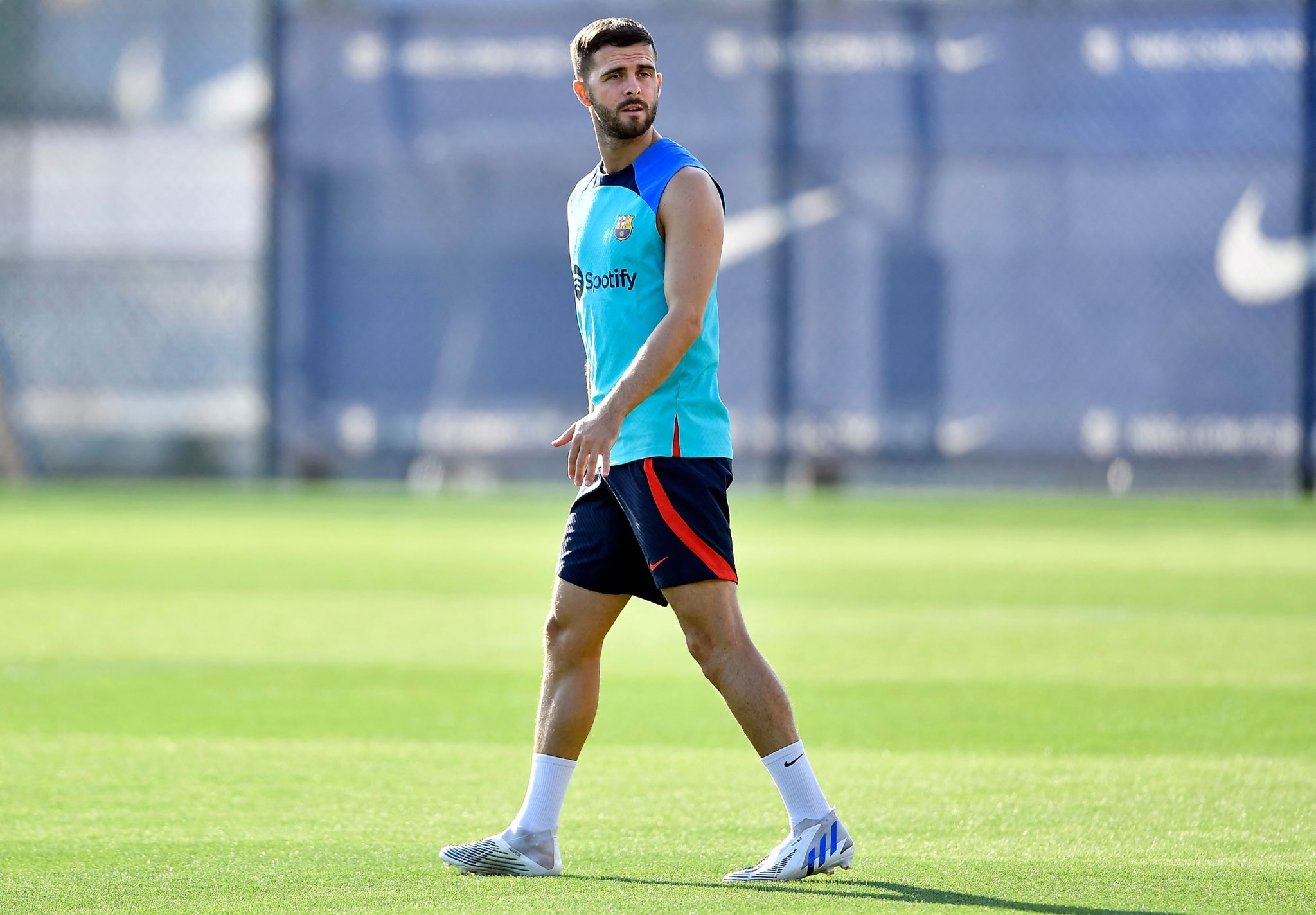 Barca chốt tương lai Pjanic_695c38c60377b.jpeg