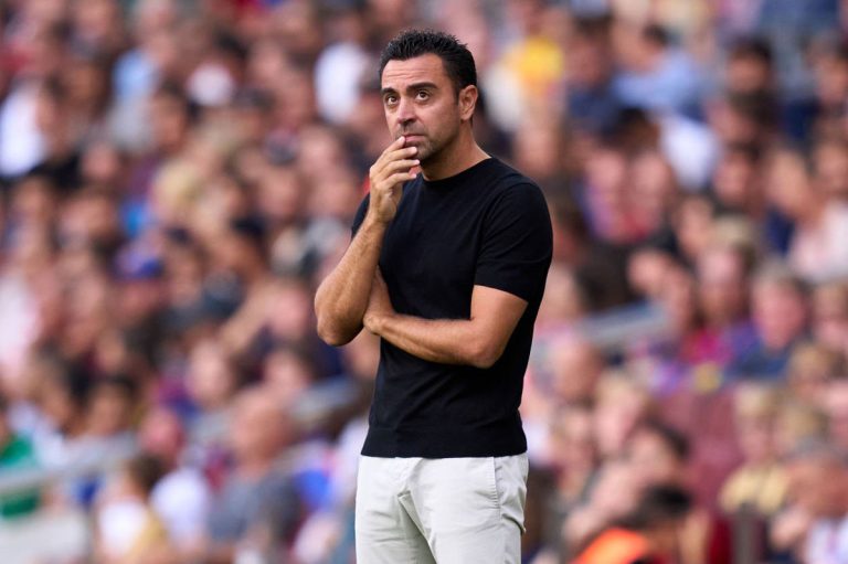 Barca có nên tìm cách giữ Xavi?_695be015c5040.jpeg