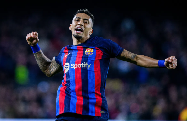 Barca đón cú hích lớn trên hàng công_695bef5fd70e2.png