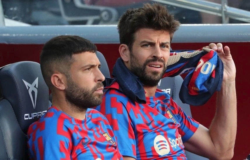 Barca muốn Pique và Alba rời CLB_695c3156c0a9d.jpeg