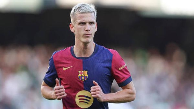 Barca rao bán trung vệ giá 30 triệu euro để đăng ký Olmo_695b9f542a657.jpeg