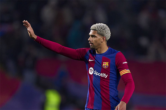 Barcelona tăng lương lên 12 triệu euro cho trụ cột_695bee0769404.jpeg