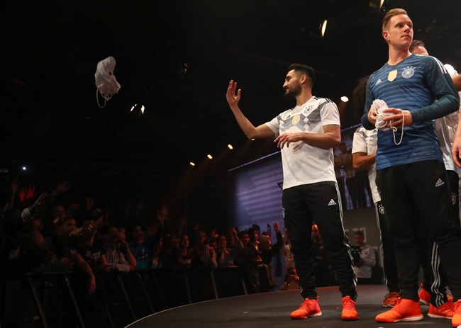 Barcelona toát mồ hôi vì 2 trụ cột_695c15ccdbb8f.jpeg