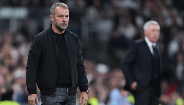 Bẫy việt vị của Hansi Flick giúp Barcelona đại thắng Real Madrid ở El Clasico_695baa5397872.jpeg