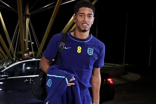 Bellingham xuất hiện tại ĐT Anh, Southgate chuẩn bị ra quyết định cuối_695c0e2f74029.jpeg