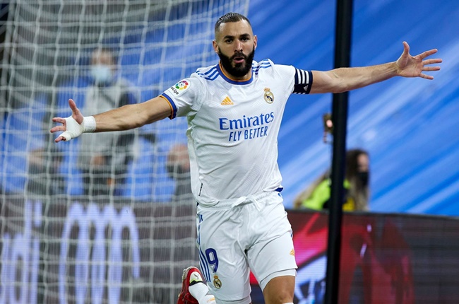 Benzema bắn hạ siêu kỷ lục trong ngày Real đại thắng_695c57ad13391.jpeg
