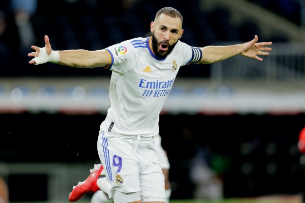 Benzema xuất sắc nhưng quá đơn độc trên hàng công Real_695c553ac6992.jpeg