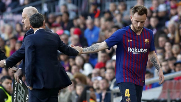 Bị chỉ trích nặng nề, Rakitic đáp trả khiến CĐV Barca “lặng thinh”_695cd7559394f.jpeg