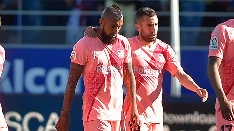 Bị đội bét bảng cầm hòa, sao Barca ngậm ngùi nhắc đến M.U_695cdbebe834c.jpeg