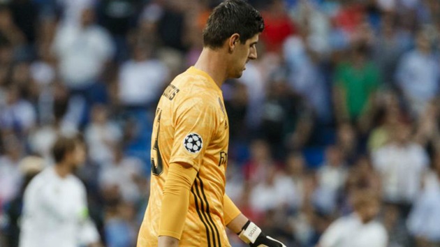 Bị thay ra chỉ sau 45 phút, Courtois đang bị Bernabeu ‘ám’ ra sao?_695cb2122bc29.jpeg